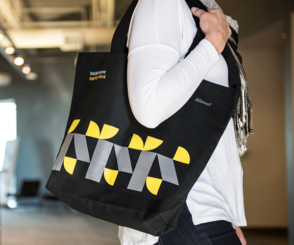 branded-tote-bag-corporate-gift-pack